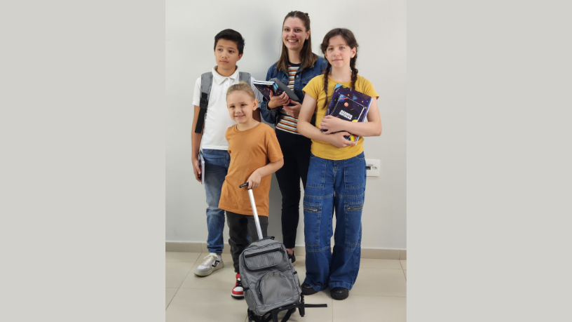 A liderança da Brink Mobil é resultado de inovação constante e compromisso com a qualidade em cada projeto educacional.