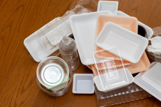 Inovação sustentável no setor plástico com Elias Assum Sabbag Junior: integrando engenharia avançada e responsabilidade ambiental na indústria moderna.